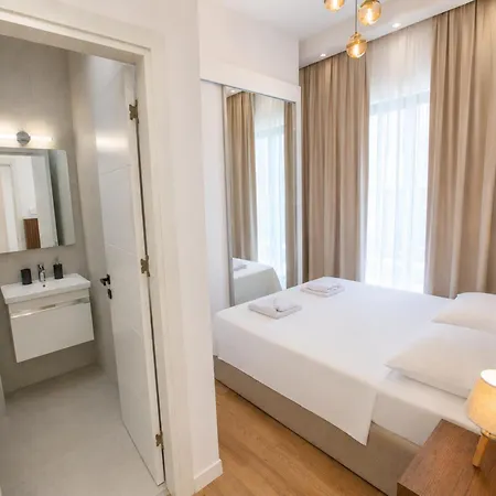 Aqualina D2-1 By Holidaykeys Aparthotel
