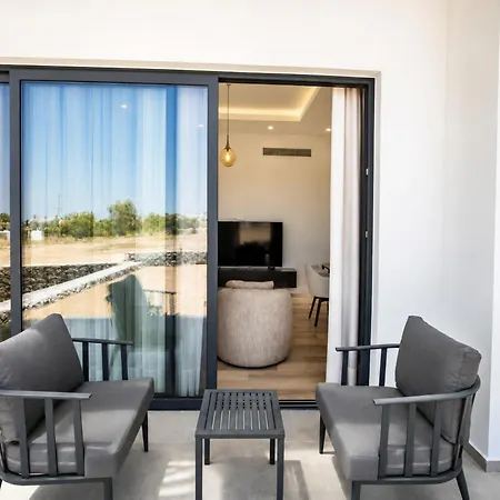 Aqualina D2-1 By Holidaykeys Aparthotel 3*