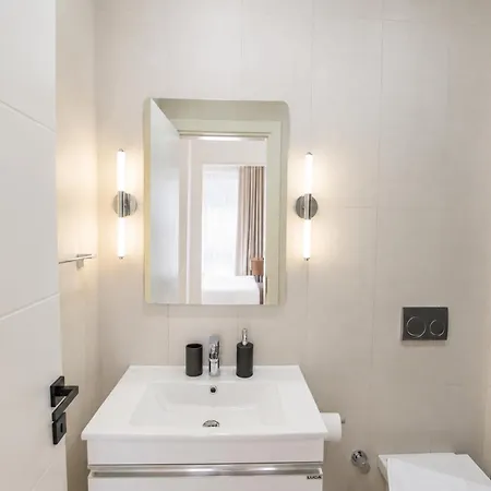 Aparthotel Aqualina D2-1 By Holidaykeys 3*
